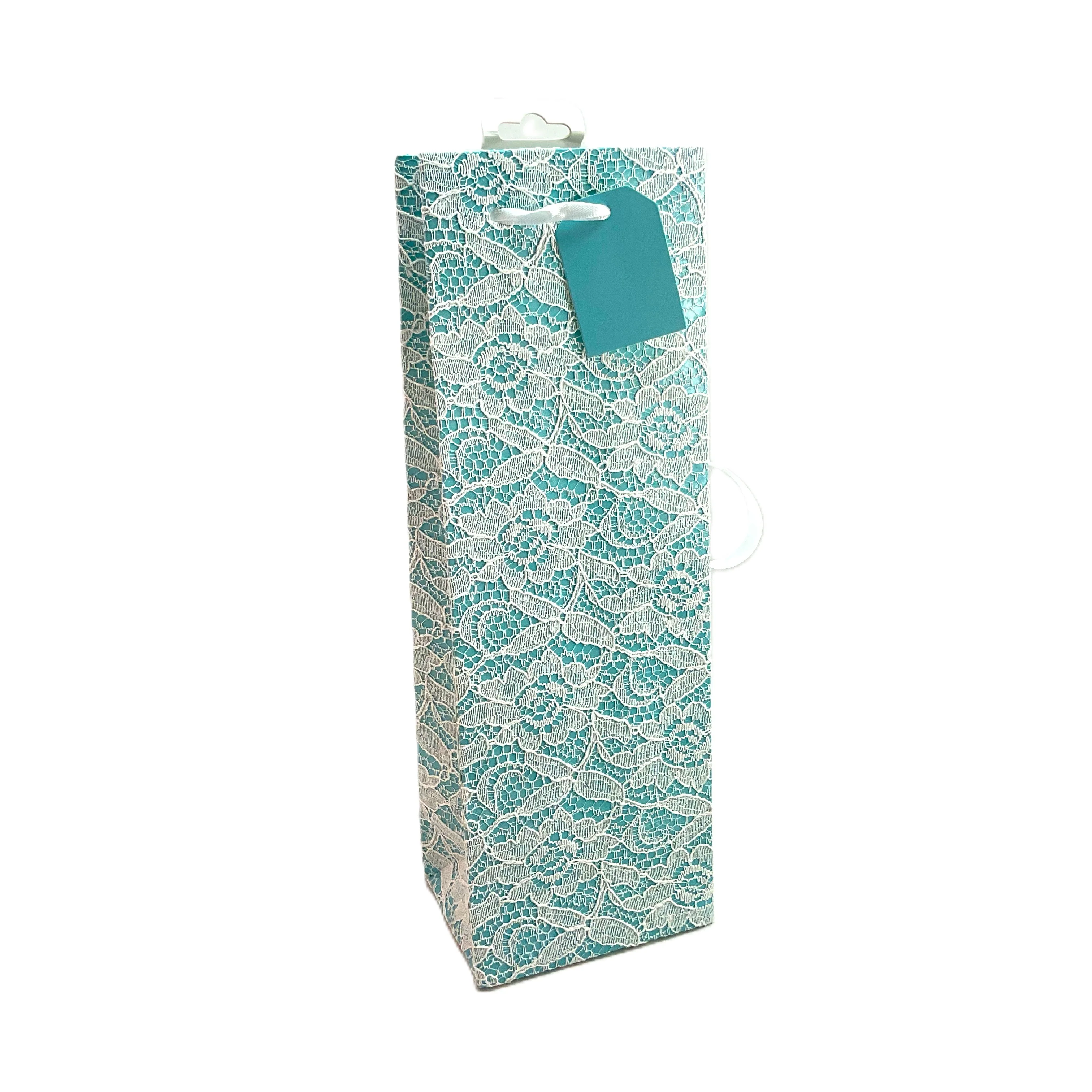 1.99 BLUE WHITE LACE WINE BAG 