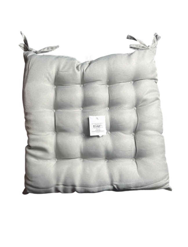 4.99 SOLID COLOR CUSHION PETS 