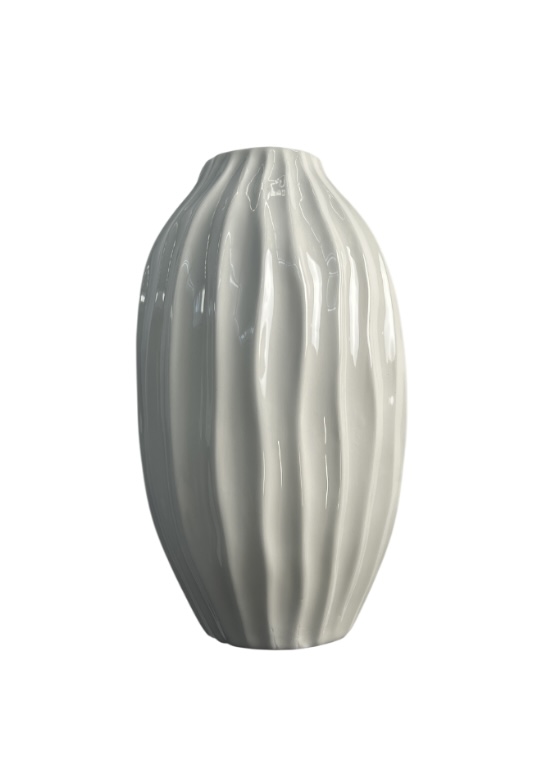 6.99 WHITE VASE