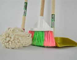 Mops, Brooms and Dustpans